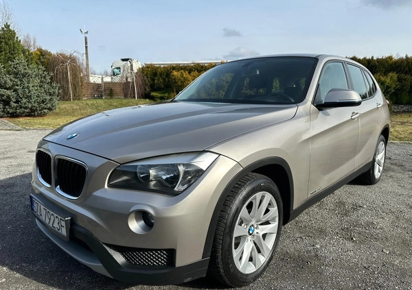 BMW X1 cena 49999 przebieg: 149500, rok produkcji 2014 z Zawiercie małe 596